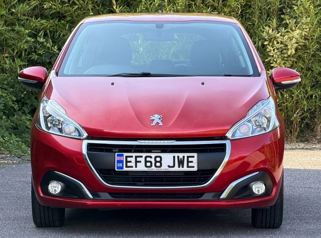 Peugeot 208 1.2L Active EF68JWE Red #5
