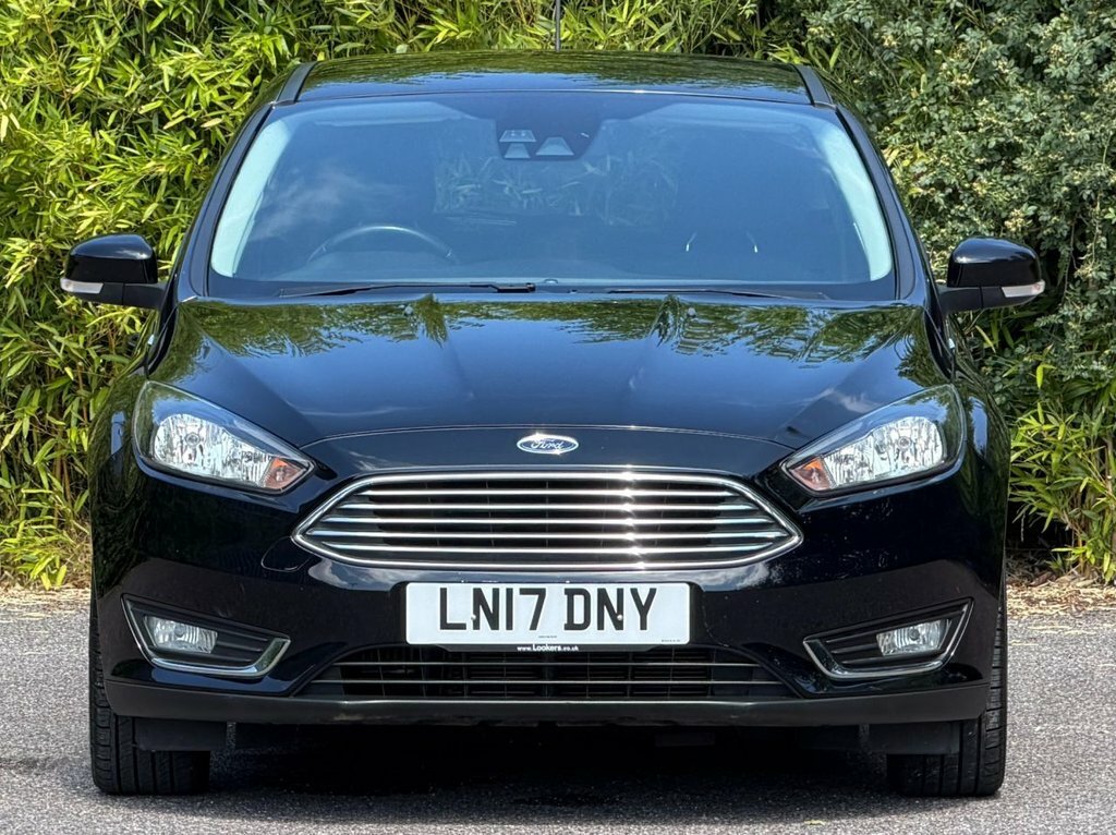 Ford Focus 1L Titanium LN17DNY Black #5