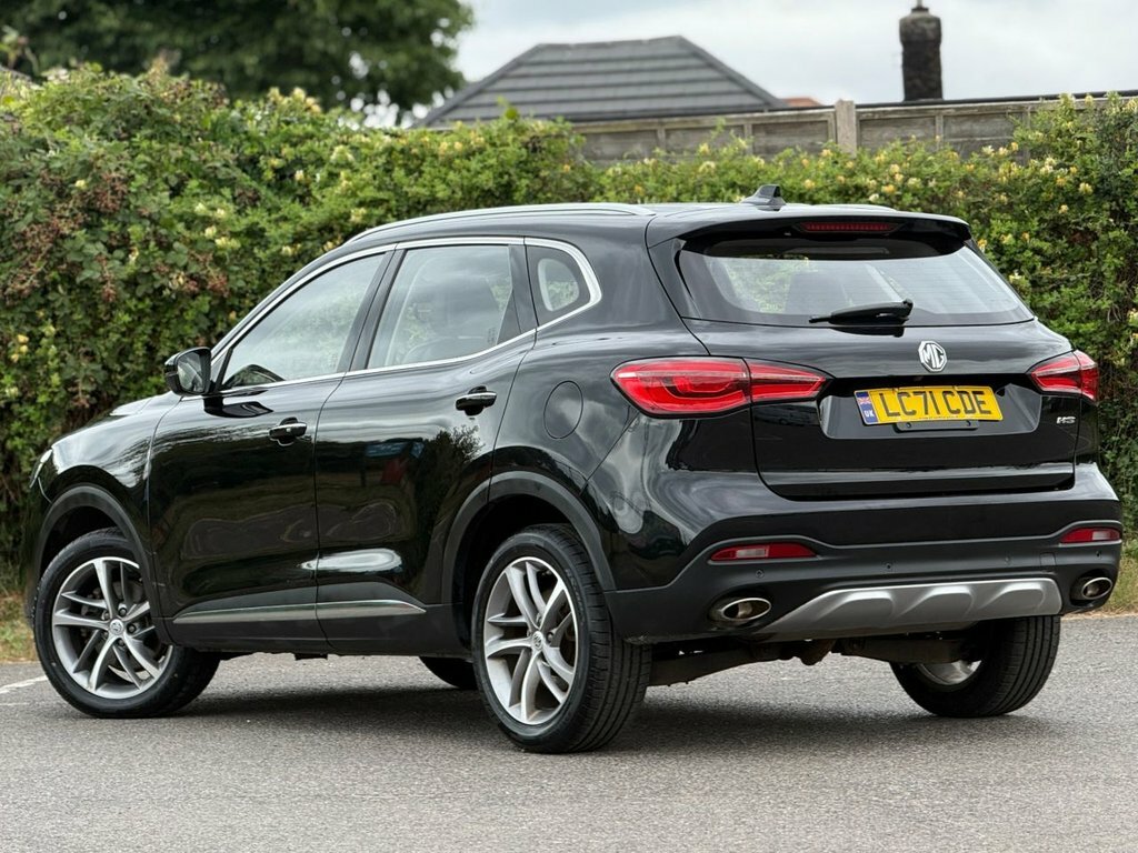 MG HS 1.5L Excite LC71CDE Black #2