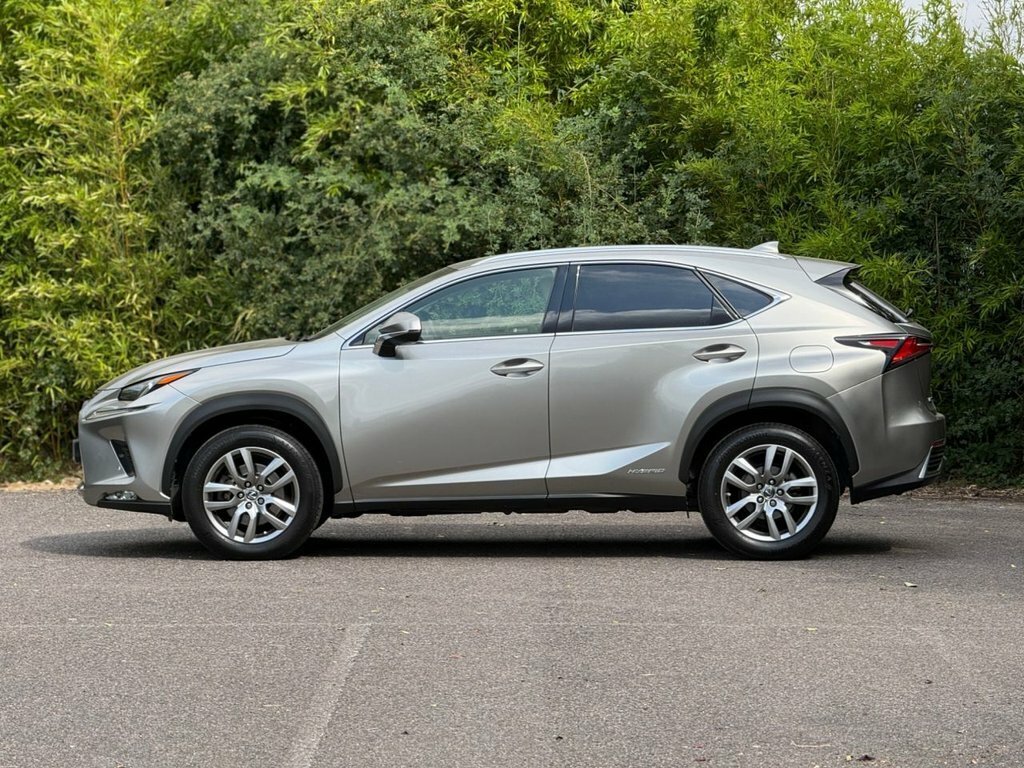 Lexus NX 2.5L Luxury FP18KUX Silver #4