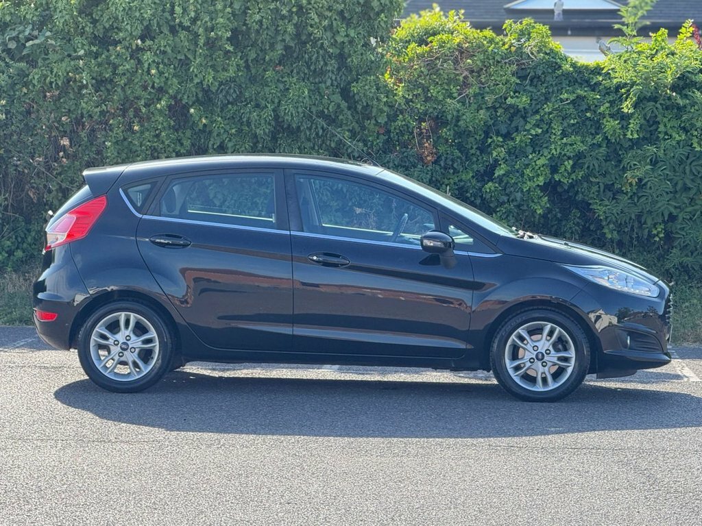 Ford Fiesta Hatchback BP15JYW Black #3