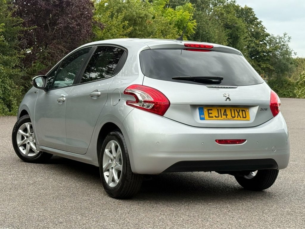 Peugeot 208 1.2L Style EJ14UXD Silver #2