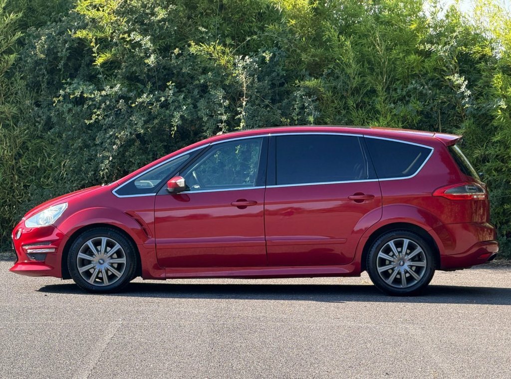 Ford S-Max 2L Titanium X Sport Red #4