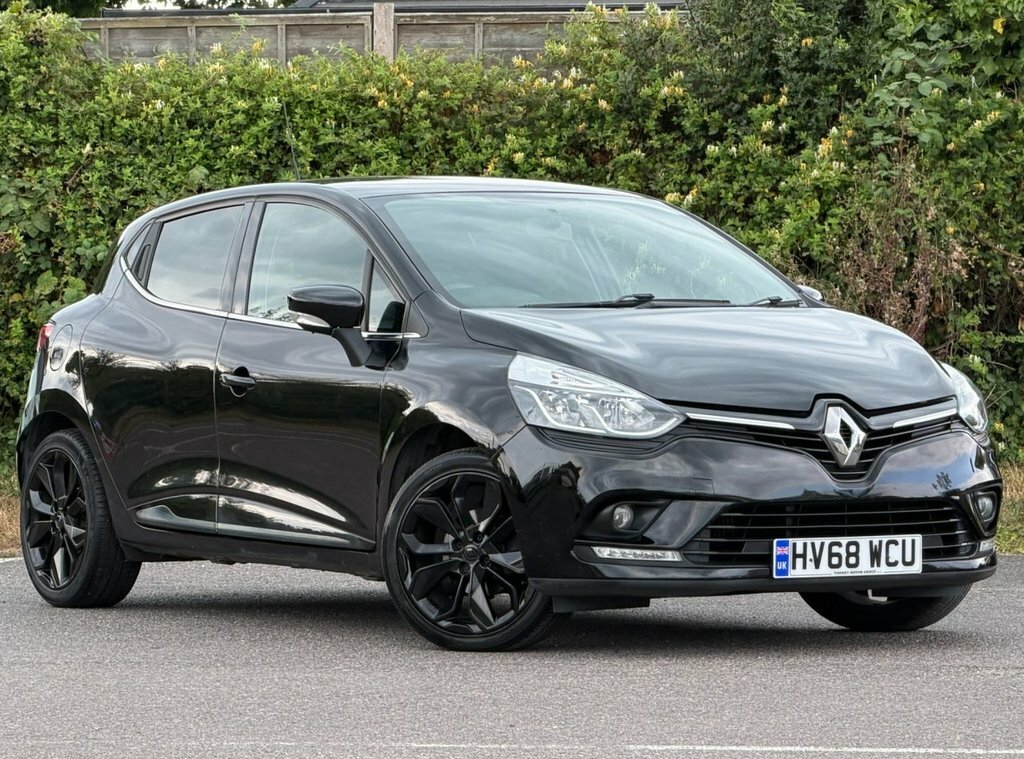 Renault Clio 0.9L Iconic Black