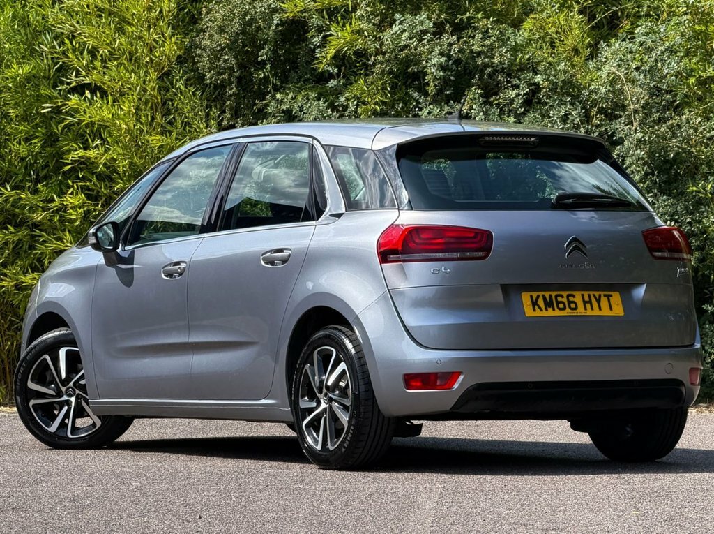 Citroen C4 Picasso 1.6L Feel Grey #2