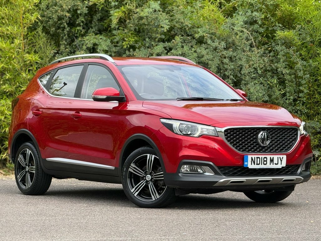 MG ZS 1.5L Exclusive Red