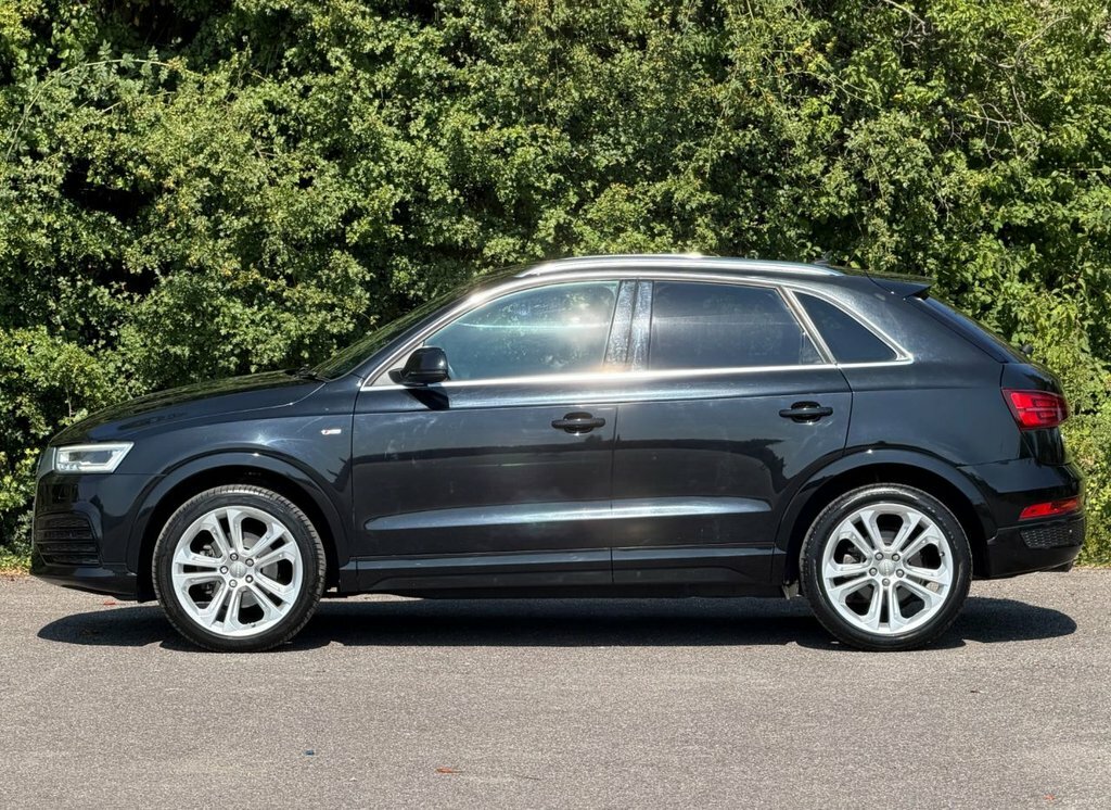 Audi Q3 2L S Line Plus GF15BYL Black #4