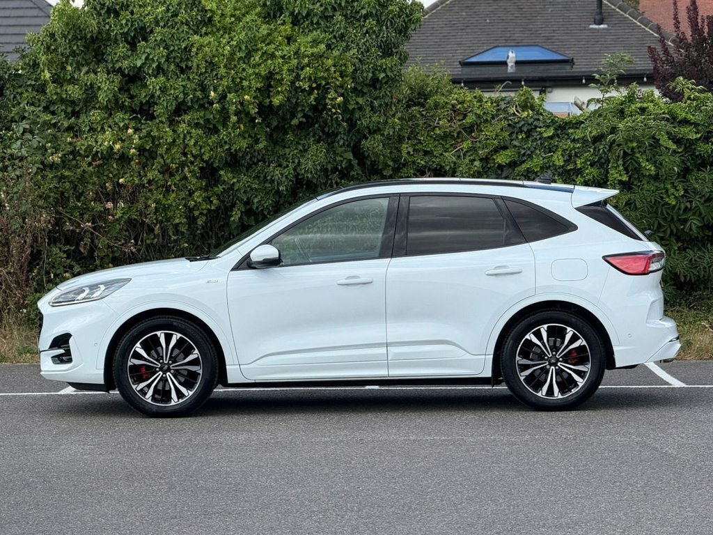 Ford Kuga 2.5L St-line X Edition ET21HHW White #4