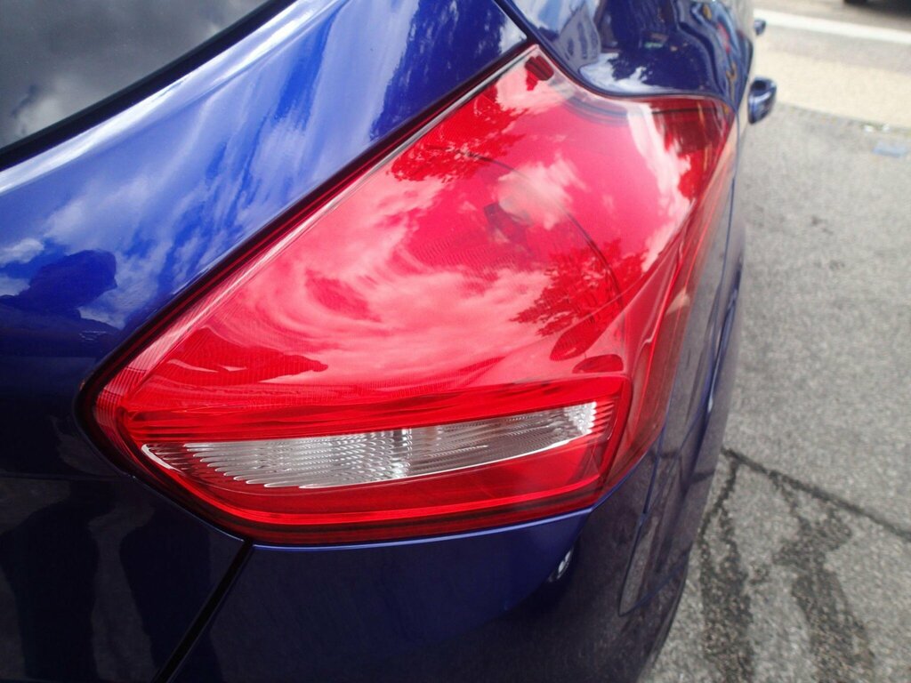 Ford Focus 1.0T Ecoboost Zetec Edition Euro 6 Ss HT67HPZ Blue #6