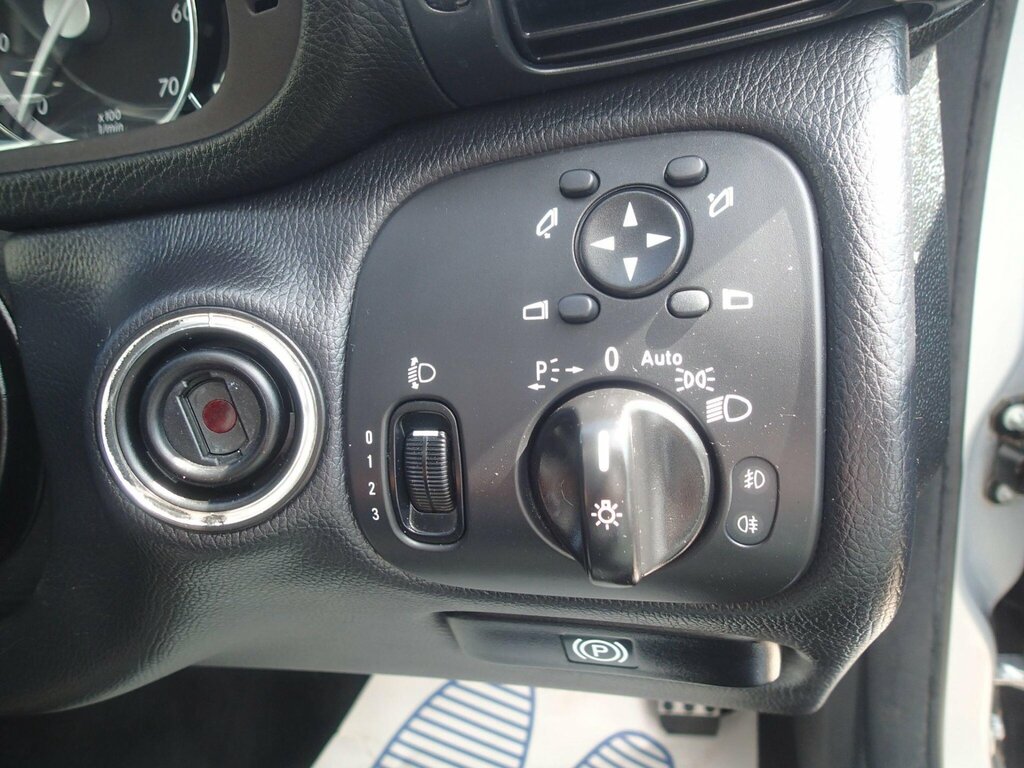 Mercedes-Benz C Class 1.8 Silver #30
