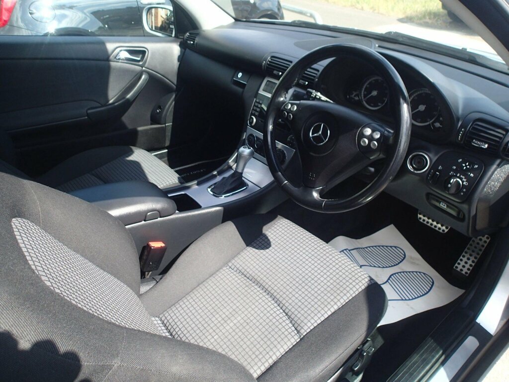 Mercedes-Benz C Class 1.8 Silver #22