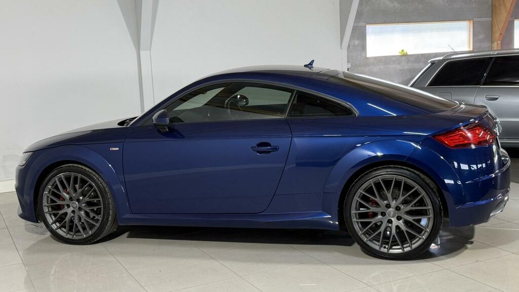 Audi TT Coupe Black #11