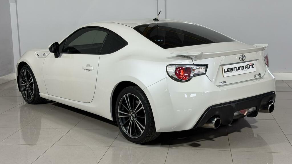 Toyota GT86 Coupe 2012 - 2018 White #5
