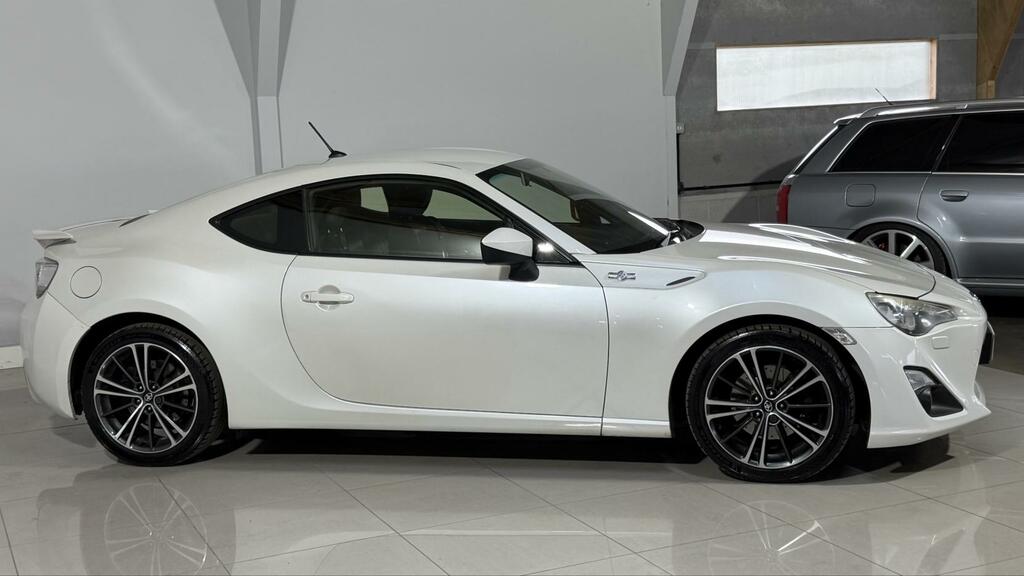 Toyota GT86 D-4s Blue #18