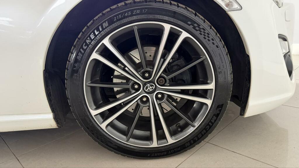 Toyota GT86 D-4s Blue #22