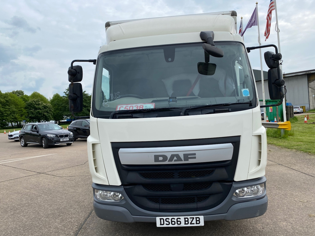 DAF All Models Lf45.160 7.5T Box Lorry White #6