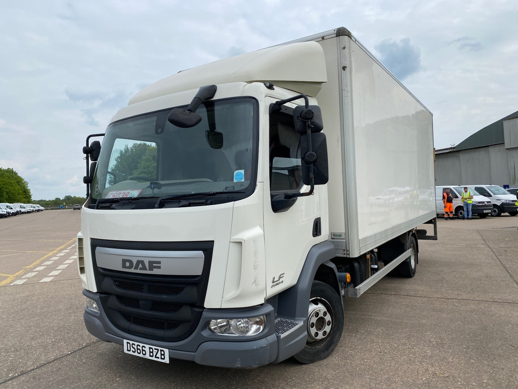 DAF All Models Lf45.160 7.5T Box Lorry White #2