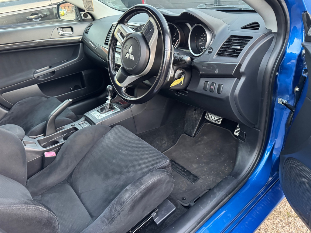 Mitsubishi Lancer Gs Black #8
