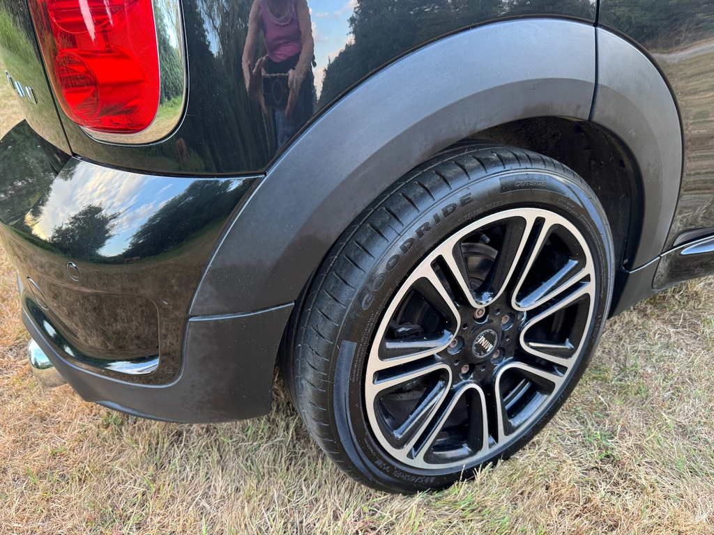 Mini Countryman Cooper Sd -35 Road Red #22
