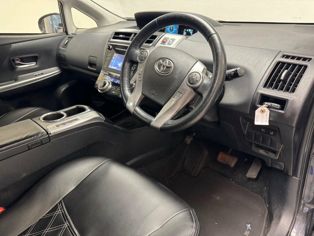 Toyota Prius+ Plus 1.8L Excel Tss 98 Bhp White #17