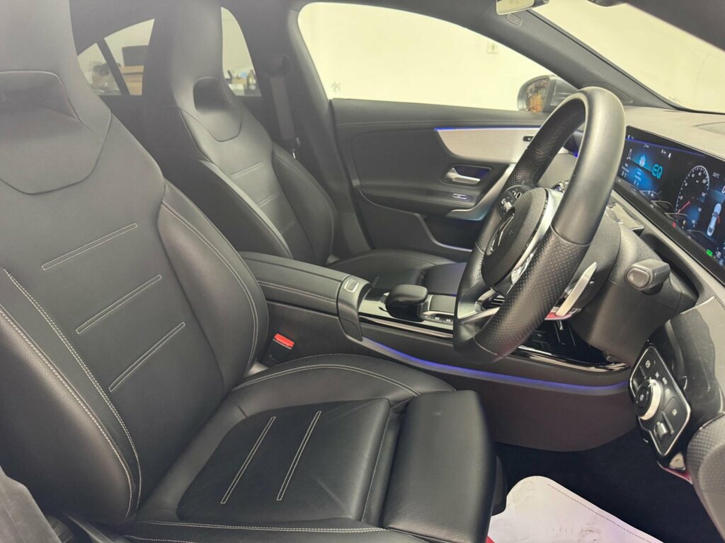 Mercedes-Benz CLA Class 180 Amg Line Premium Plus Tip Grey #8