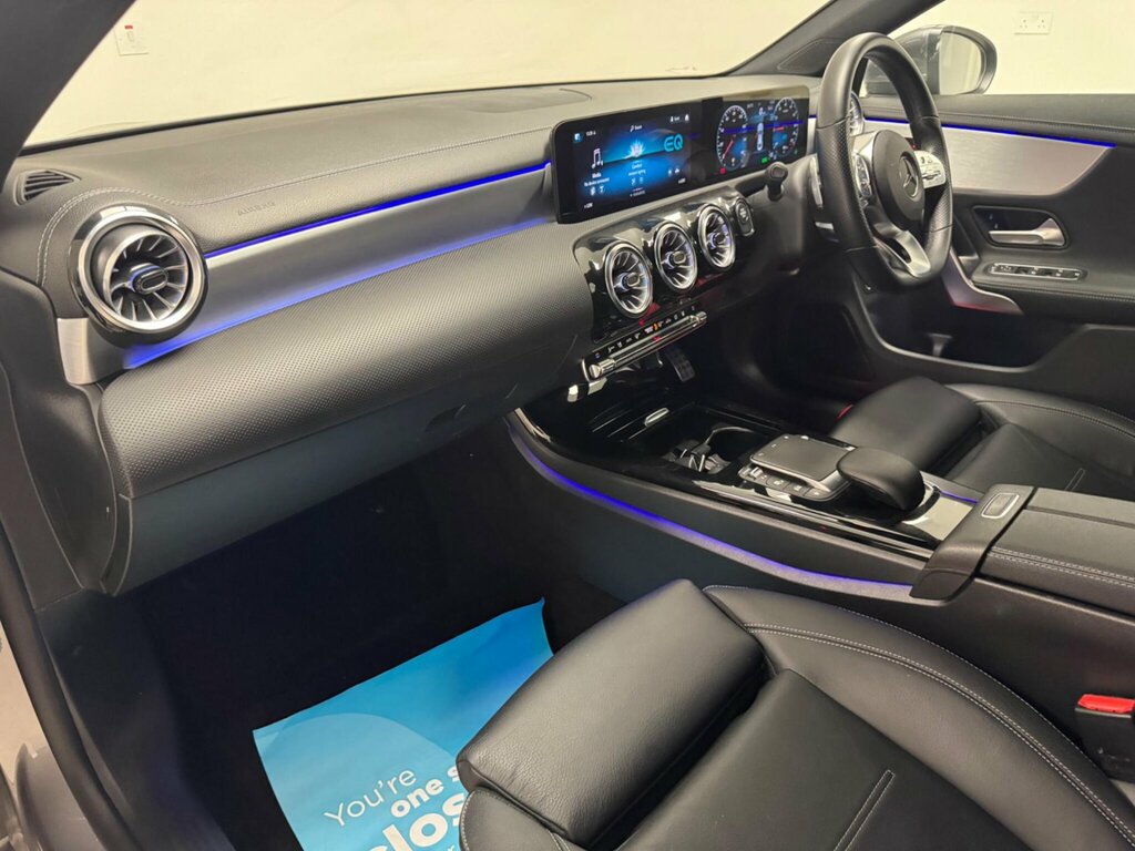 Mercedes-Benz CLA Class 180 Amg Line Premium Plus Tip Grey #7
