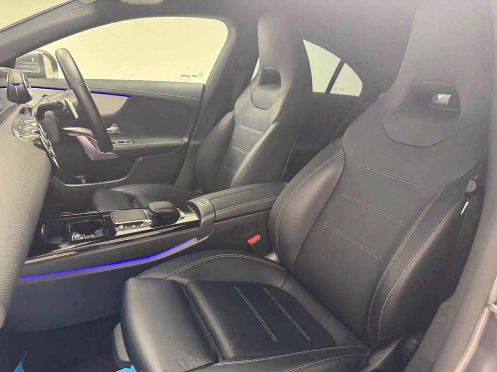 Mercedes-Benz CLA Class 180 Amg Line Premium Plus Tip Grey #24