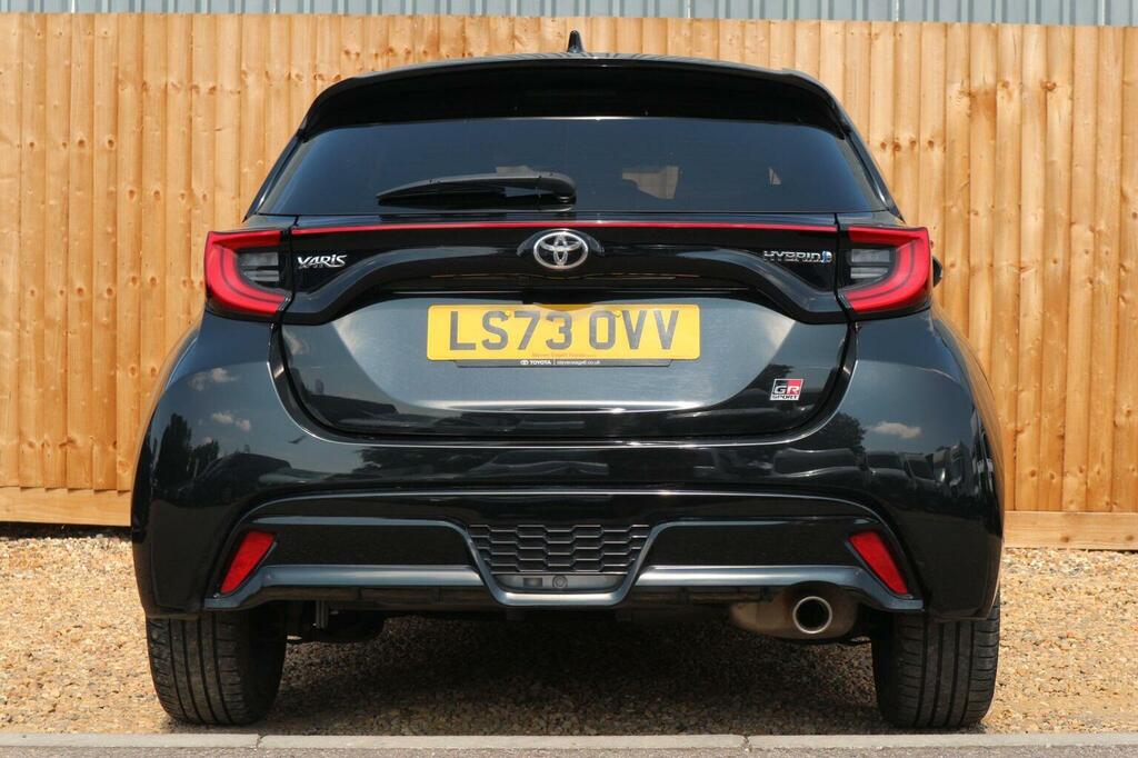 Toyota Yaris Hatchback 1.5 Vvt-h Gr Sport E-cvt Euro 6 Ss LS73OVV Black #4