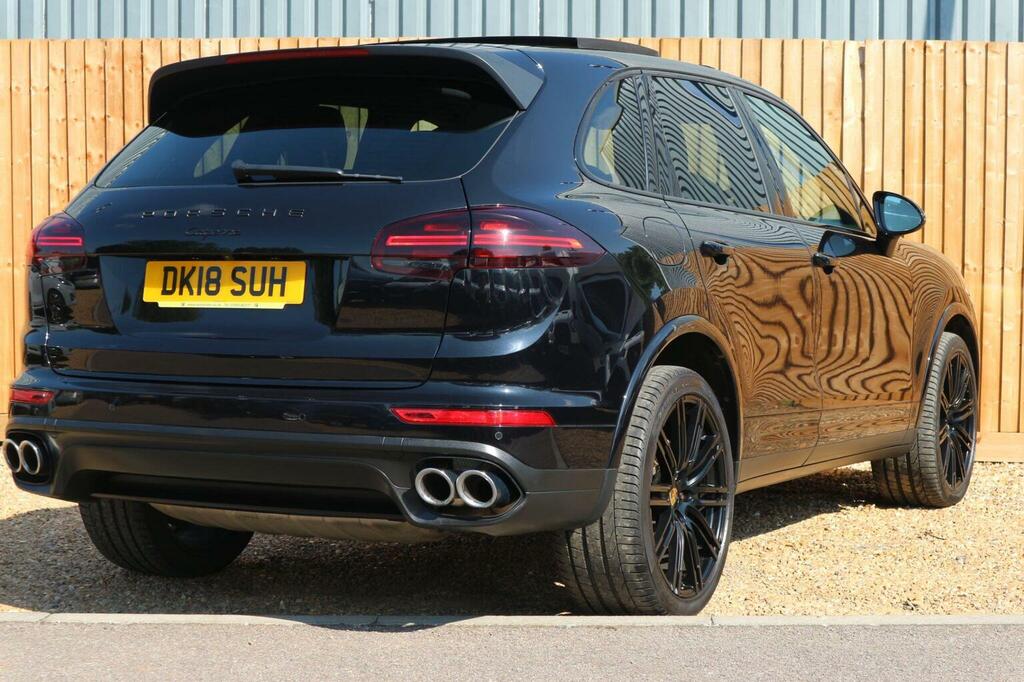 Porsche Cayenne 3.0 Td V6 Platinum Edition Tiptronics 4Wd Euro 6 Black #3