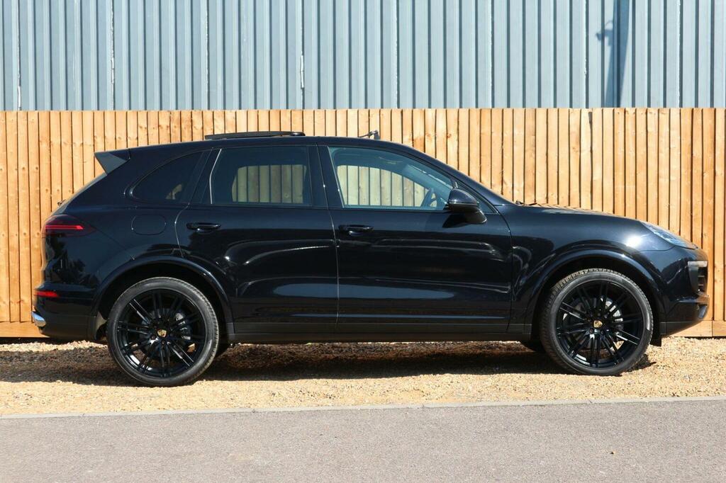 Porsche Cayenne 3.0 Td V6 Platinum Edition Tiptronics 4Wd Euro 6 Black #2