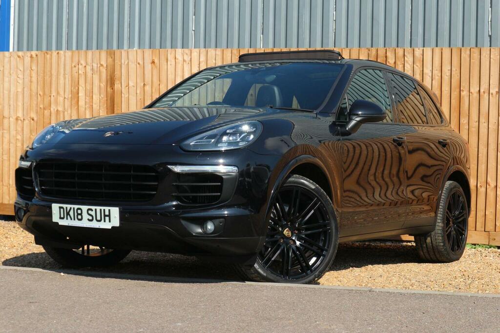 Porsche Cayenne Black #7