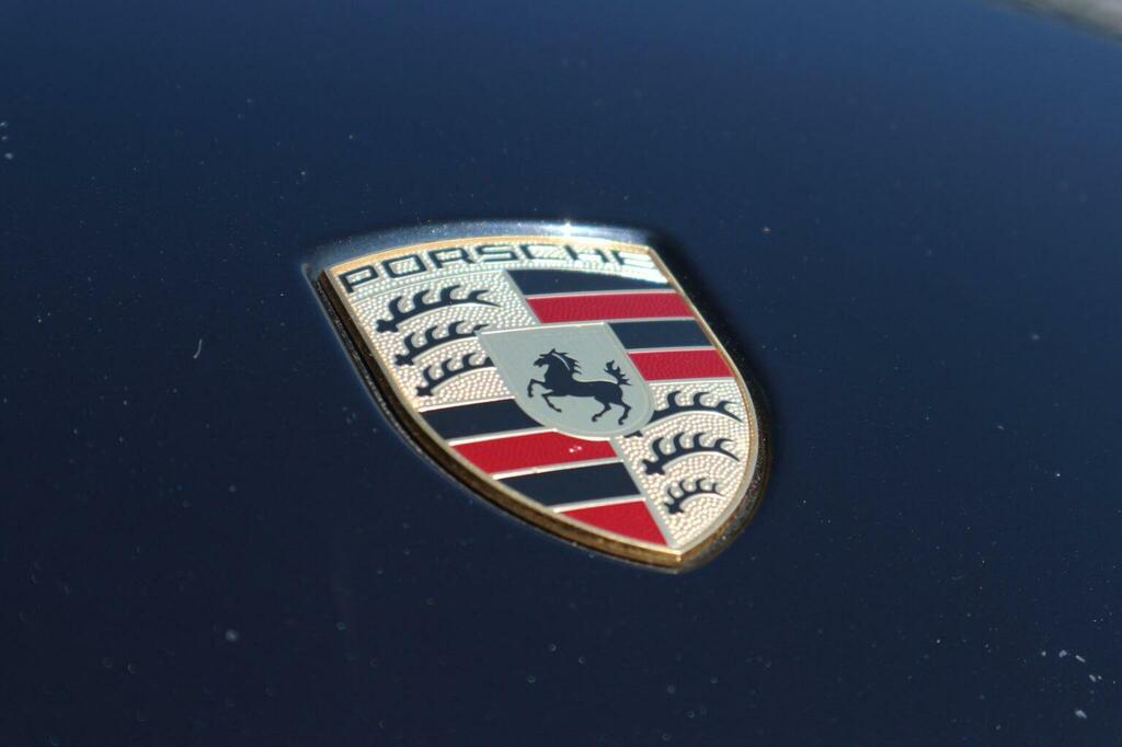 Porsche Cayenne Black #13