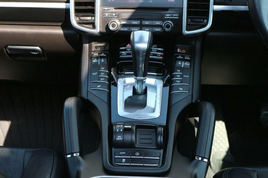 Porsche Cayenne Black #41