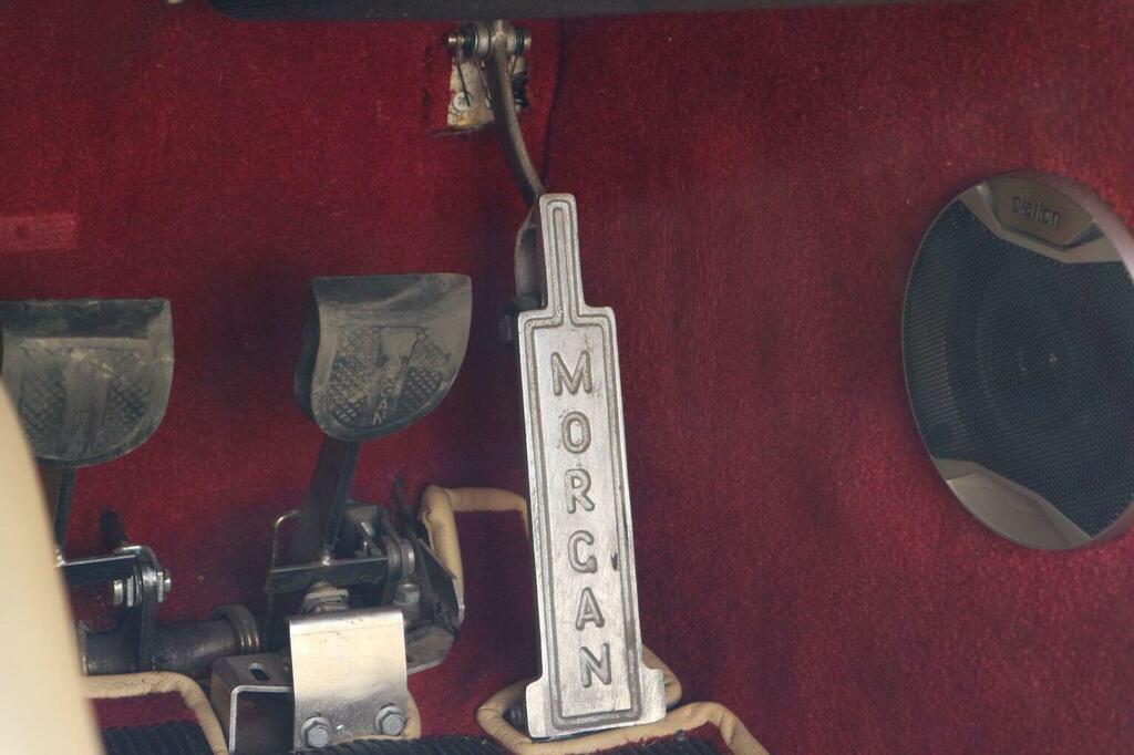Morgan Roadster 3.0 Convertible 2 Seat 232 G Green #32