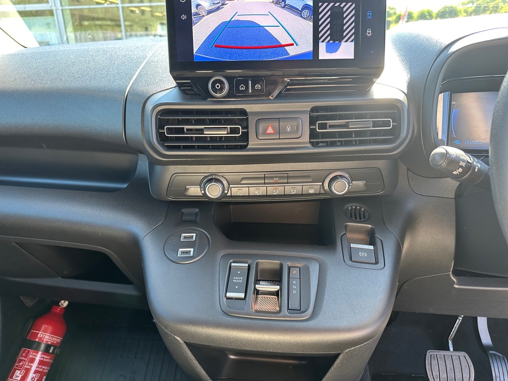 Toyota Proace City 1.5D 100 Active Van White #8