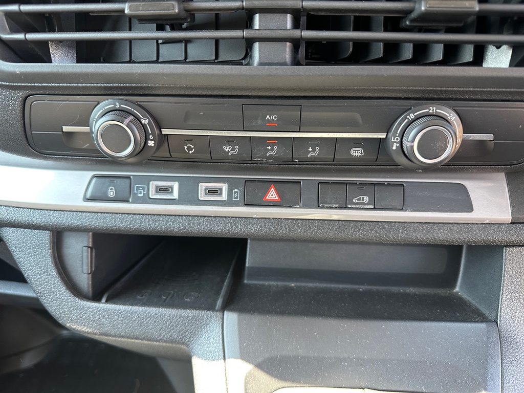 Toyota PROACE 2.0D 145 Icon Van Grey #4