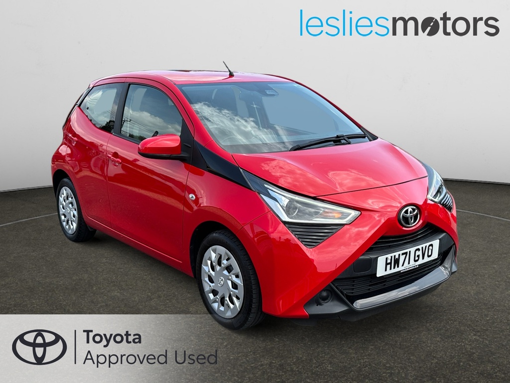Toyota Aygo 1.0 Vvt-i X-play Tss Red