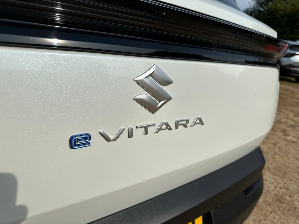 Suzuki Vitara 1.4 Boosterjet Mhev Ultra Grey #23