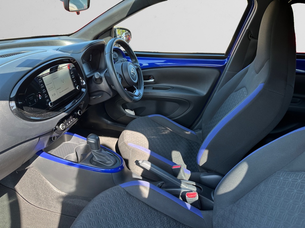 Toyota Aygo X 1.0 Vvt-i Air Edition HW23GZX Blue #5
