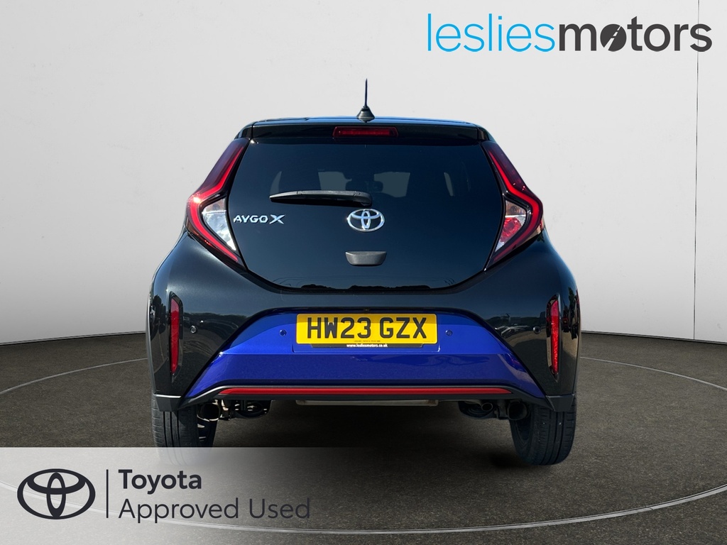Toyota Aygo X 1.0 Vvt-i Air Edition HW23GZX Blue #3