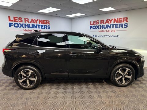 Nissan Qashqai 1.3 Dig-t Mhev DS22KAE Black #2