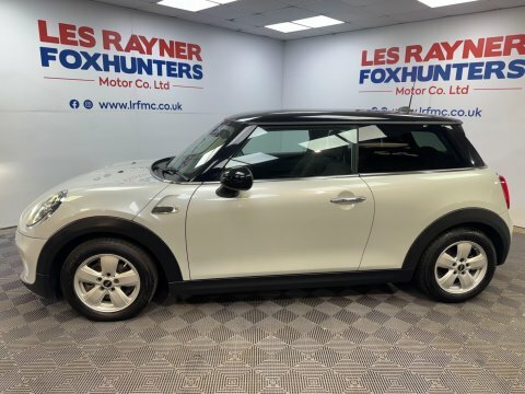 Mini Hatch 1.5 Cooper Classic NG19YLX Silver #4
