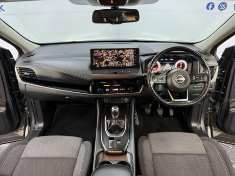 Nissan Qashqai 1.3 Dig-t Mhev YJ72AGP Grey #4