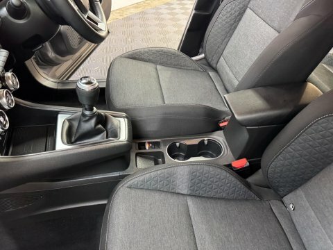 Renault Captur Techno Black #41