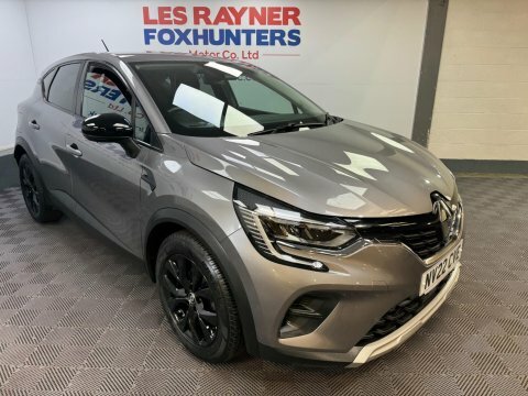 Renault Captur Techno Black #16