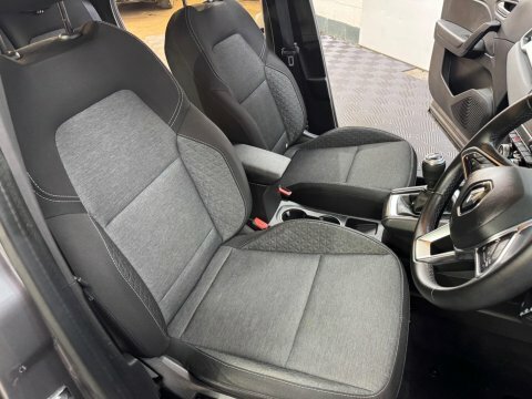 Renault Captur Techno Black #7