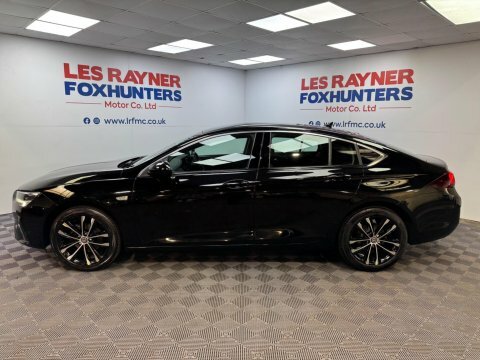 Vauxhall Insignia 1.5 Turbo D Black #5