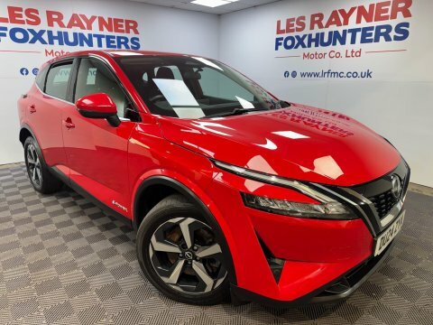 Nissan Qashqai 1.5 H E-power Red