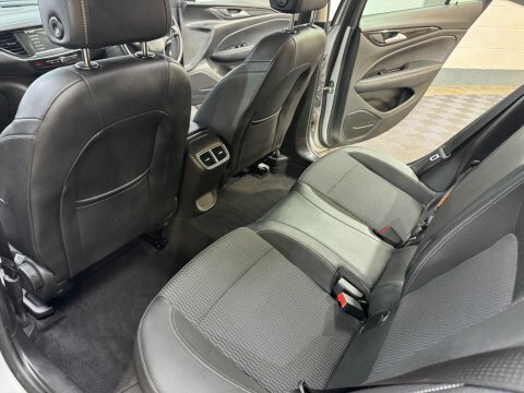 Vauxhall Insignia Sri Nav Black #41