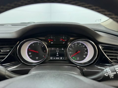 Vauxhall Insignia Sri Nav Black #35